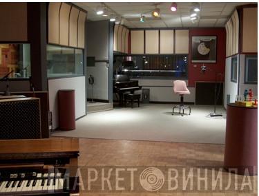 Crystal Clear Sound - Винил CD и Кассеты лейбла Crystal Clear Sound на сайте МаркетВинила