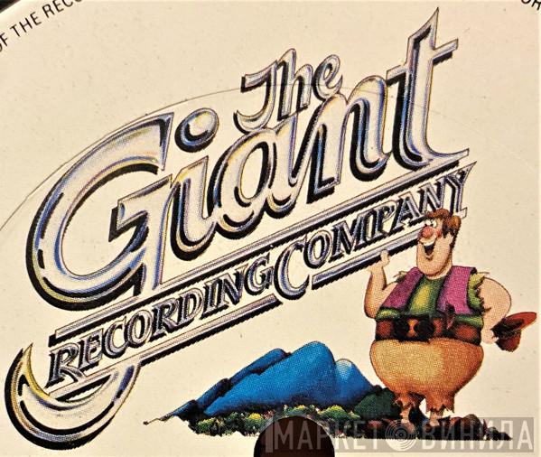 Giant Recording Company - Винил CD и Кассеты лейбла Giant Recording Company на сайте МаркетВинила