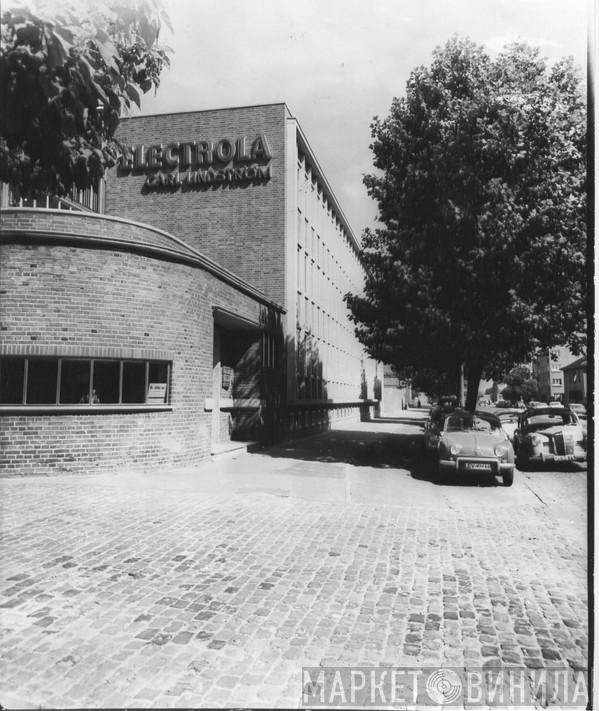 Lindström Studios, Cologne - Винил CD и Кассеты лейбла Lindström Studios, Cologne на сайте МаркетВинила