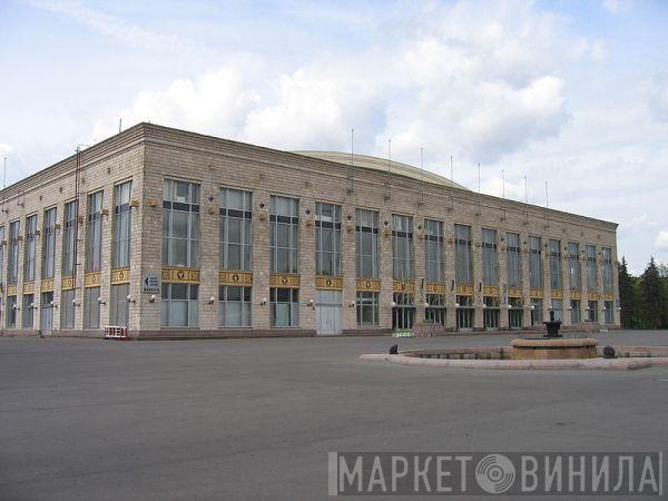 Luzhniki - Винил CD и Кассеты лейбла Luzhniki на сайте МаркетВинила