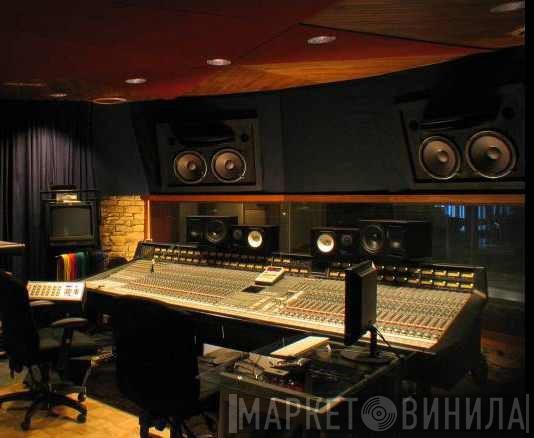 Pedernales Studio - Винил CD и Кассеты лейбла Pedernales Studio на сайте МаркетВинила