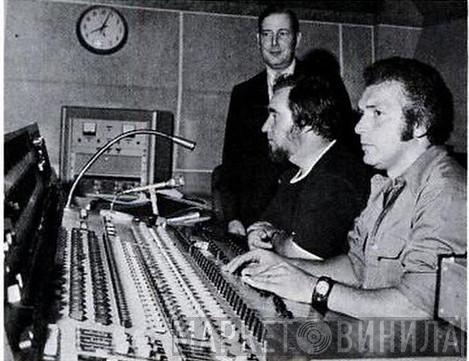 RCA's Mid-America Recording Center, Chicago, Illinois - Винил CD и Кассеты лейбла RCA's Mid-America Recording Center, Chicago, Illinois на сайте МаркетВинила