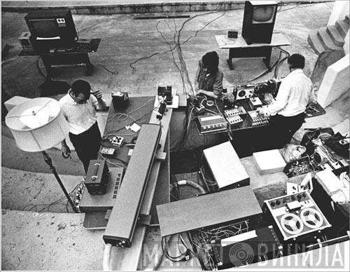 San Francisco Tape Music Center - Винил CD и Кассеты лейбла San Francisco Tape Music Center на сайте МаркетВинила