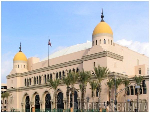 Shrine Auditorium - Винил CD и Кассеты лейбла Shrine Auditorium на сайте МаркетВинила