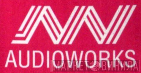 Simon & Schuster Audioworks - Винил CD и Кассеты лейбла Simon & Schuster Audioworks на сайте МаркетВинила