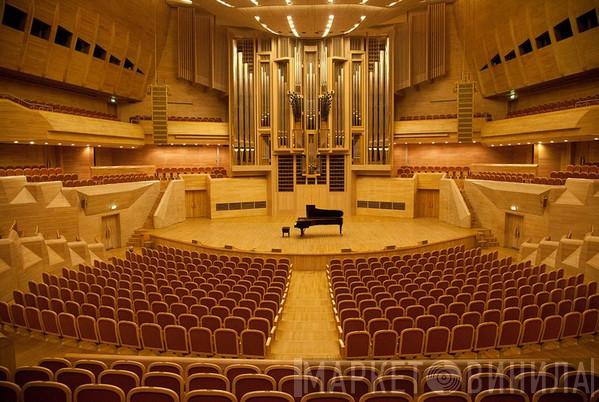 Svetlanov Hall Of The Moscow International House Of Music - Винил CD и Кассеты лейбла Svetlanov Hall Of The Moscow International House Of Music на сайте МаркетВинила