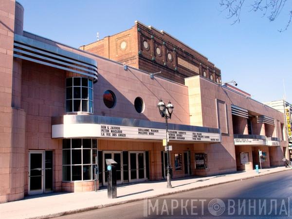 Théâtre St-Denis - Винил CD и Кассеты лейбла Théâtre St-Denis на сайте МаркетВинила