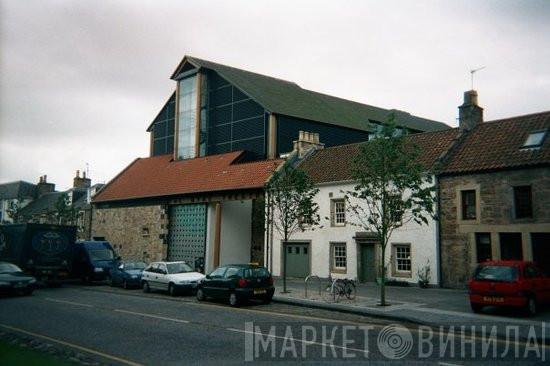 The Byre, St Andrews - Винил CD и Кассеты лейбла The Byre, St Andrews на сайте МаркетВинила