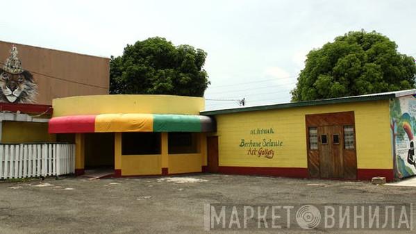Tuff Gong Recording Studio - Винил CD и Кассеты лейбла Tuff Gong Recording Studio на сайте МаркетВинила